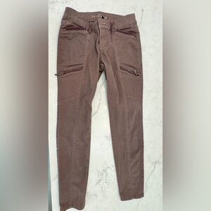 WHBM ‘The Skimmer’ Skinny Cargo Jeans Coffee Color! Size 0P! Worn once!